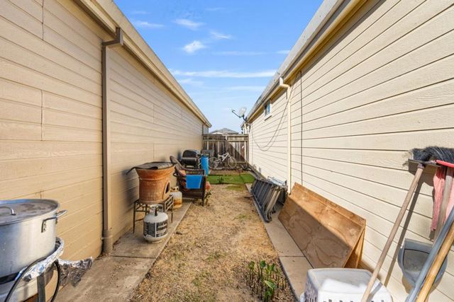 601 Chaparral Court, Hollister, CA 95023