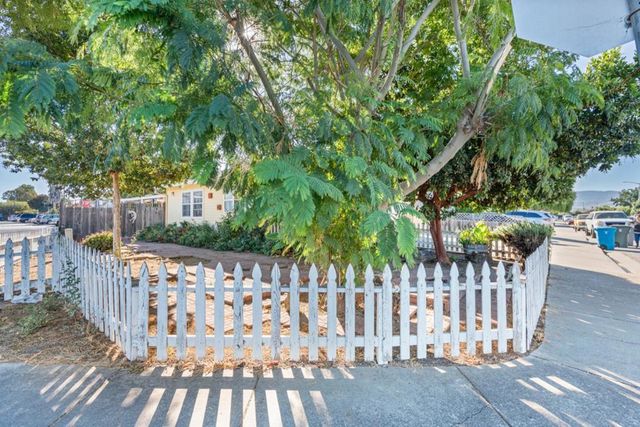 601 Chaparral Court, Hollister, CA 95023