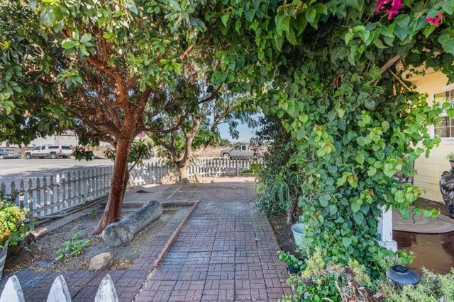 601 Chaparral Court, Hollister, CA 95023