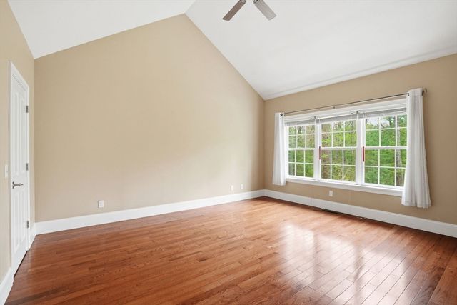 17 Hannah Brook Waye 9, Marshfield, MA 02050