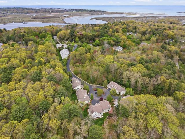 17 Hannah Brook Waye 9, Marshfield, MA 02050