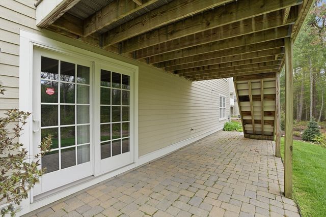 17 Hannah Brook Waye 9, Marshfield, MA 02050