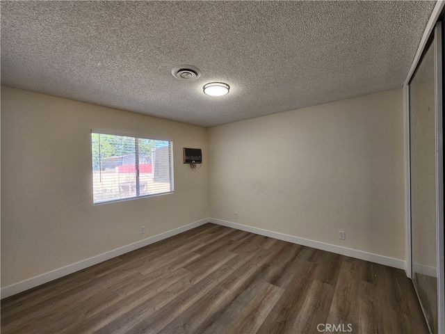832 E Stetson, Hemet, CA 92543