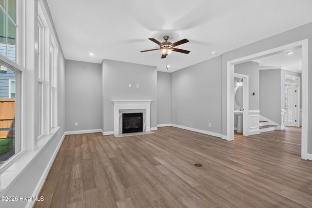 21 W Shooting Star Lane, Hampstead, NC 28443