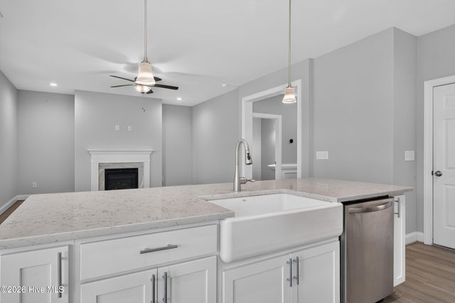 21 W Shooting Star Lane, Hampstead, NC 28443