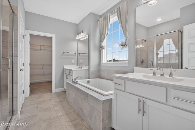 21 W Shooting Star Lane, Hampstead, NC 28443