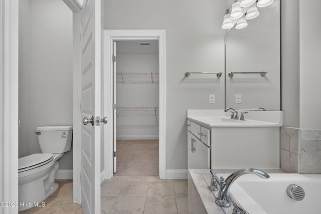 21 W Shooting Star Lane, Hampstead, NC 28443