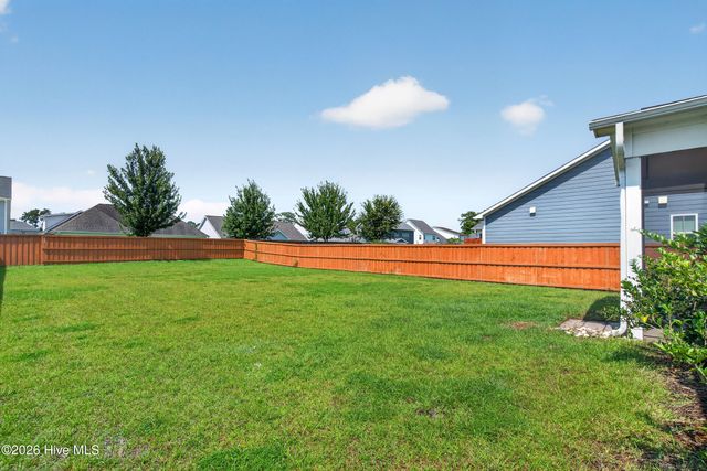 21 W Shooting Star Lane, Hampstead, NC 28443
