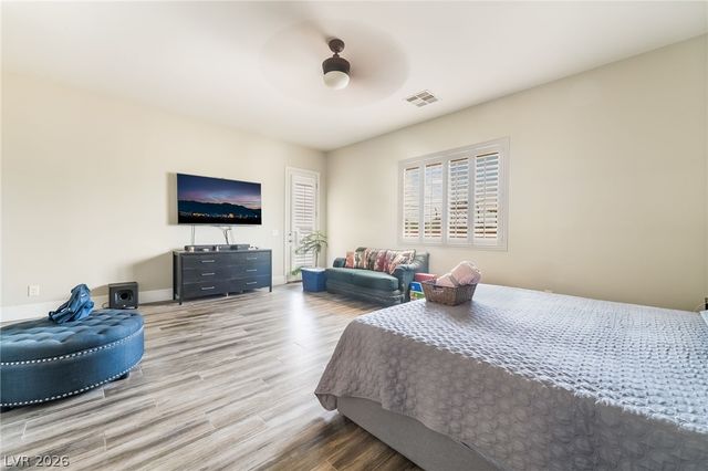 8157 Gilespie Street, Las Vegas, NV 89123