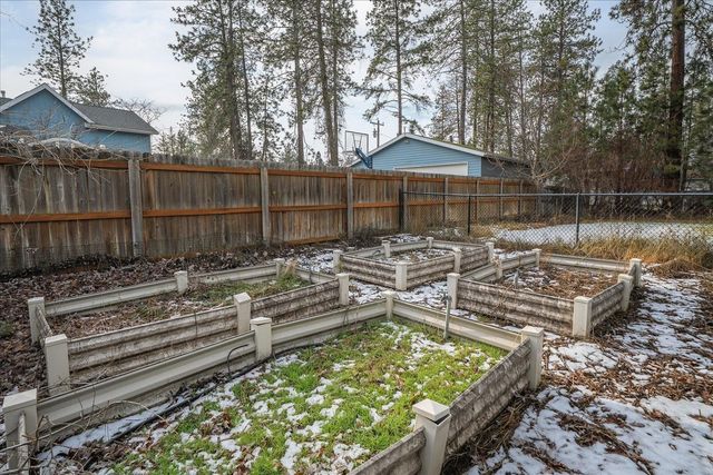 17925 N Kimberly Rd, Colbert, WA 99005