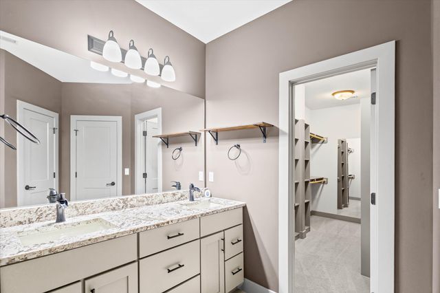 1205 SHALLOW RIDGE CIR, Columbia, MO 65201