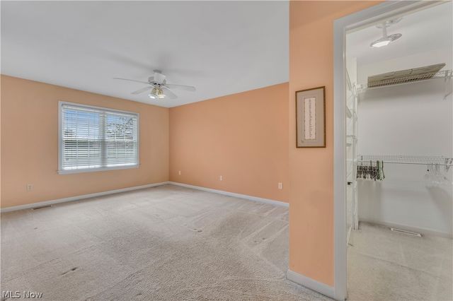 144 Royal Troon Drive SE, Warren, OH 44484