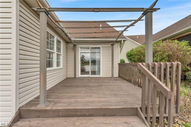 144 Royal Troon Drive SE, Warren, OH 44484