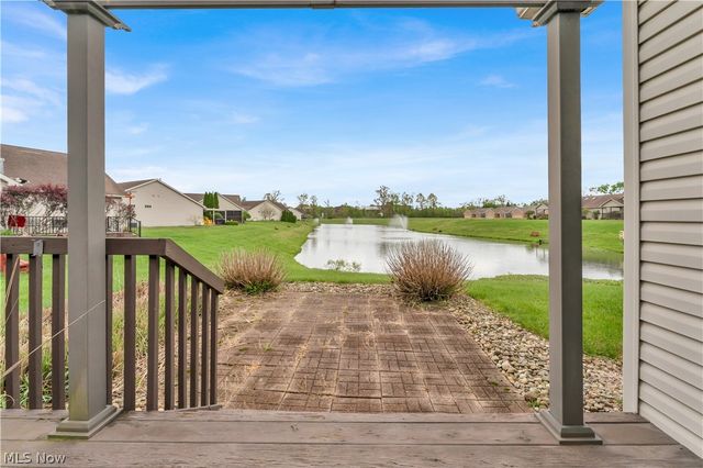 144 Royal Troon Drive SE, Warren, OH 44484