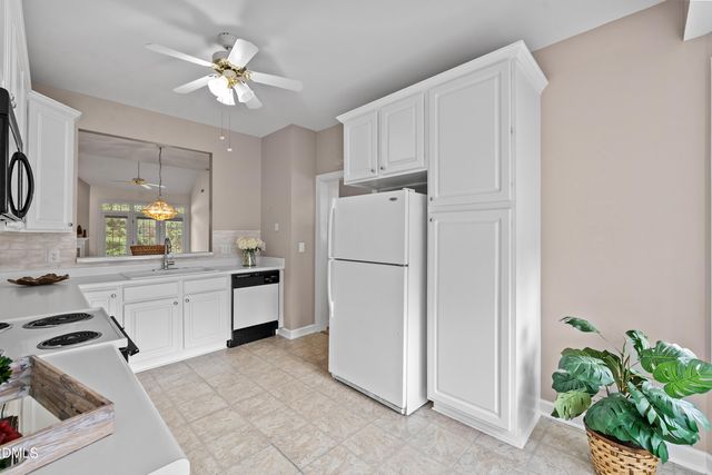 1624 Shepherds Glade Drive, Apex, NC 27523