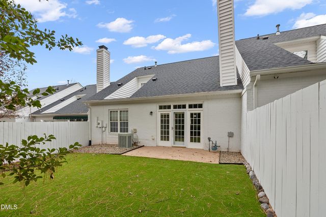 1624 Shepherds Glade Drive, Apex, NC 27523