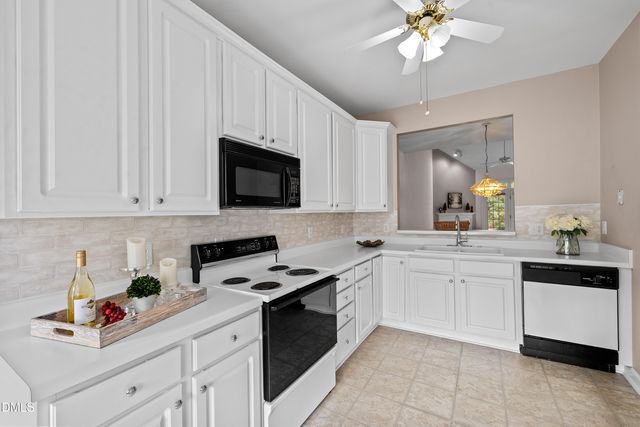 1624 Shepherds Glade Drive, Apex, NC 27523