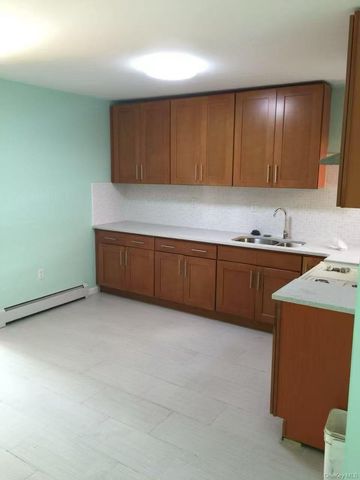 48-48 45th Street, Sunnyside, NY 11377