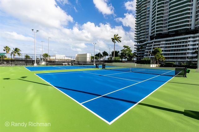 600 NE 36th St 710, Miami, FL 33137