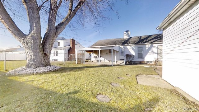 85 Halladay Lane, Tonawanda, NY 14150