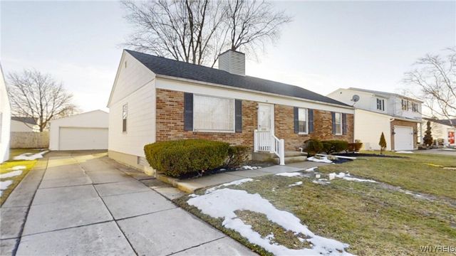 85 Halladay Lane, Tonawanda, NY 14150