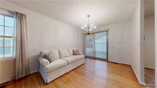 85 Halladay Lane, Tonawanda, NY 14150