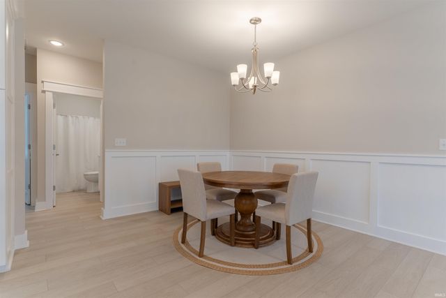 8445 Bell Crossing Drive, Newburgh, IN 47630