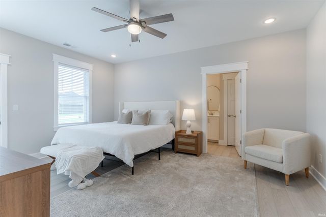 8445 Bell Crossing Drive, Newburgh, IN 47630