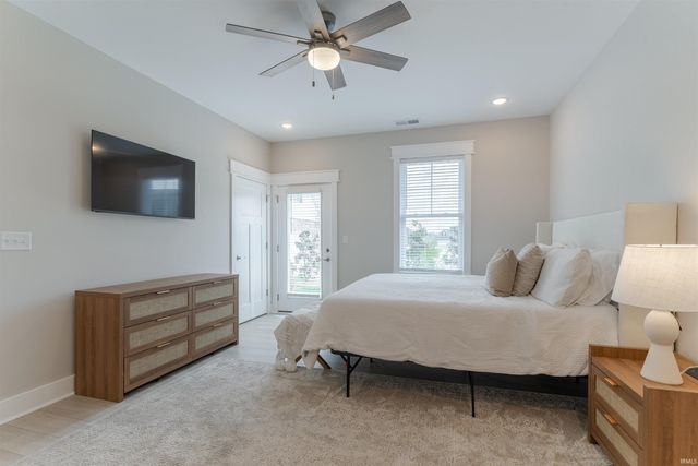 8445 Bell Crossing Drive, Newburgh, IN 47630