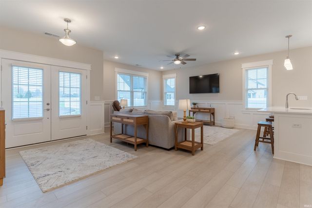 8445 Bell Crossing Drive, Newburgh, IN 47630