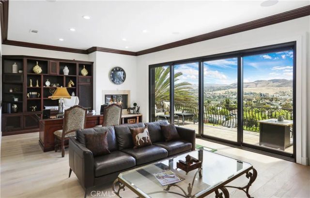 6 Riverstone, Laguna Niguel, CA 92677