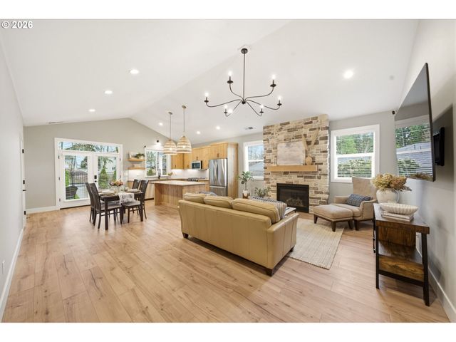 37354 AMERICAN St, Sandy, OR 97055