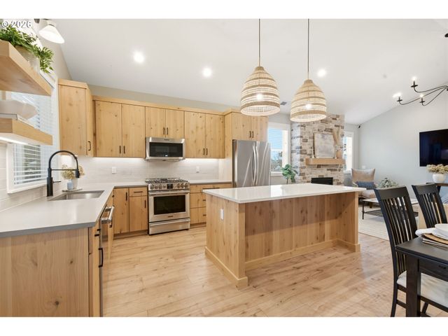 37354 AMERICAN St, Sandy, OR 97055