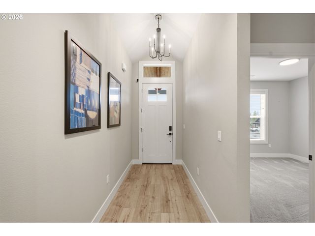 37354 AMERICAN St, Sandy, OR 97055