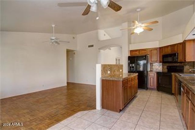 6607 N 89TH Avenue, Glendale, AZ 85305