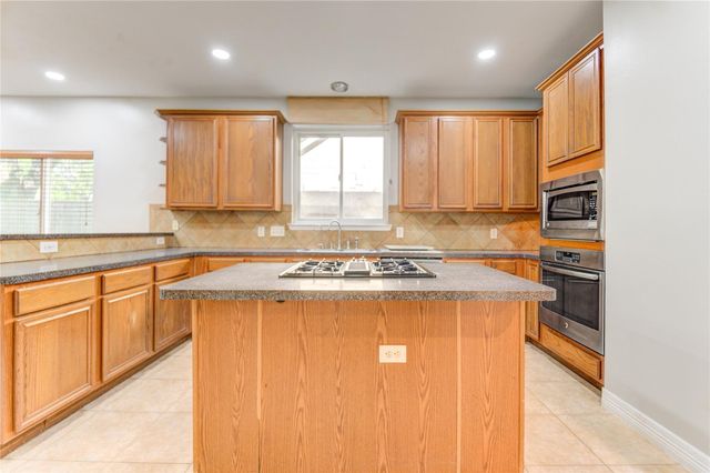 12207 Lakewood Glade Court, Cypress, TX 77429