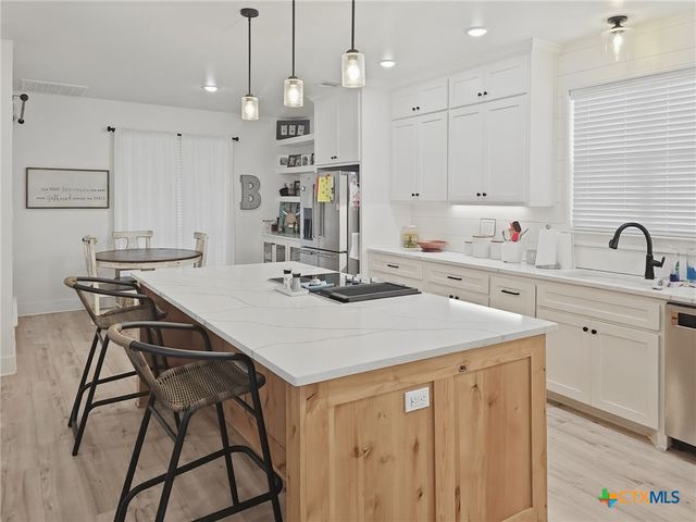 211 Lakewood Drive, Gatesville, TX 76528