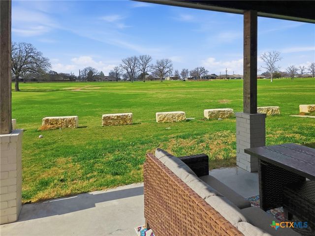 211 Lakewood Drive, Gatesville, TX 76528