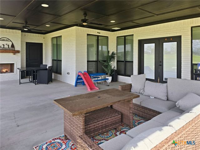 211 Lakewood Drive, Gatesville, TX 76528