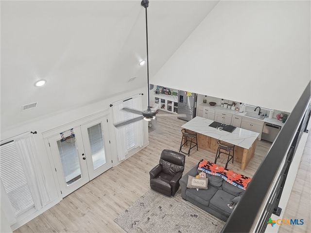 211 Lakewood Drive, Gatesville, TX 76528