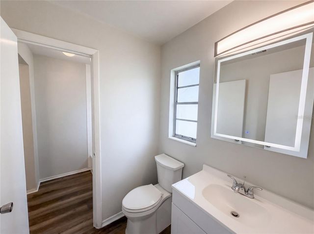 1114 N FORREST AVENUE, Kissimmee, FL 34741