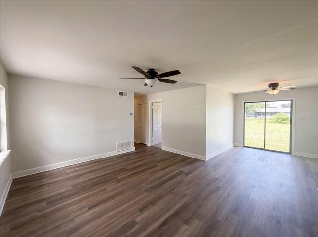 1114 N FORREST AVENUE, Kissimmee, FL 34741