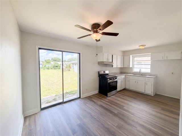 1114 N FORREST AVENUE, Kissimmee, FL 34741