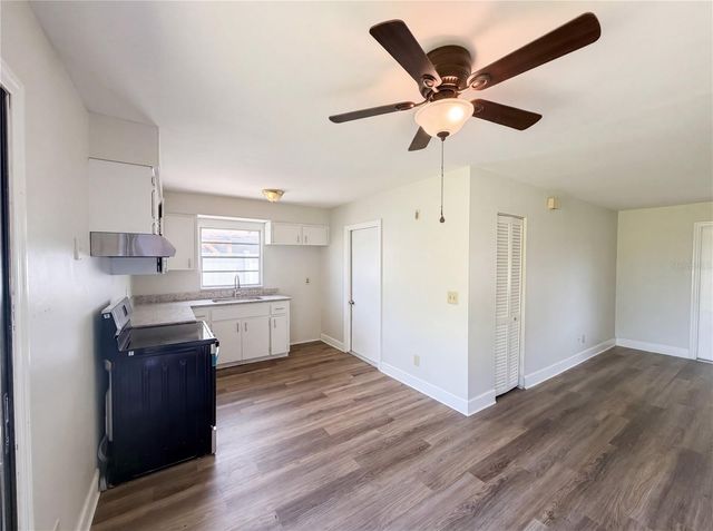 1114 N FORREST AVENUE, Kissimmee, FL 34741
