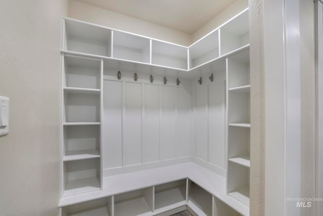 840 Cottonridge Way, Kimberly, ID 83341