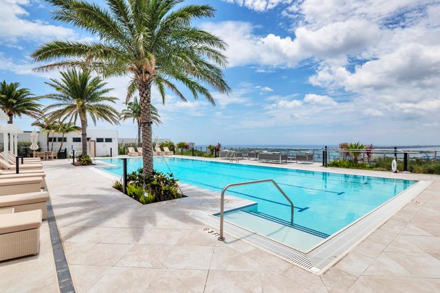 220 Lake Shore Drive 1809, Lake Park, FL 33403