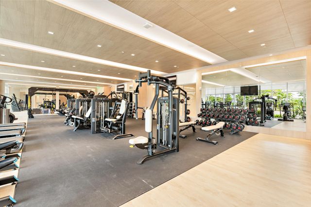 220 Lake Shore Drive 1809, Lake Park, FL 33403