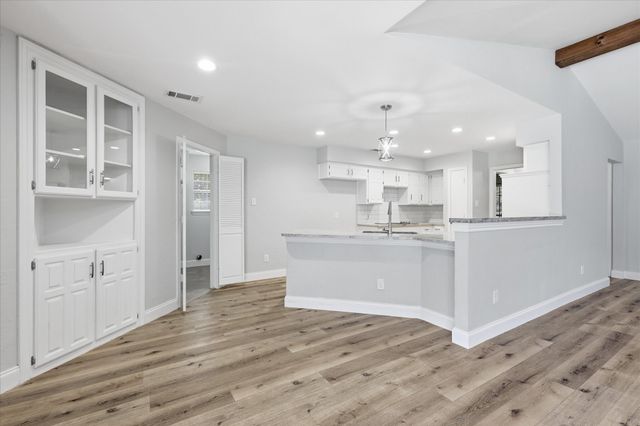 205 N FOREST Lane, Double Oak, TX 75077