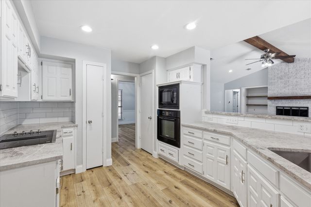 205 N FOREST Lane, Double Oak, TX 75077