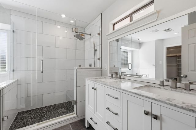 205 N FOREST Lane, Double Oak, TX 75077